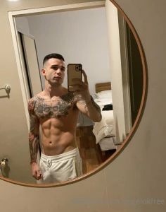 I will be answering messages voy a estar respondiendo mensajes