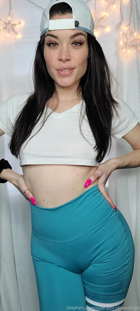 Who s loving my new bombshell yoga pants part 2 