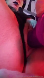 Would you worship mommy s juicy pussy