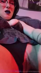 Good boys can always watch mommy play with herself