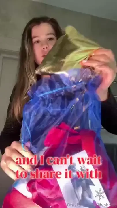 Heyyy if you re not sure about joining my stream for the last unboxing 