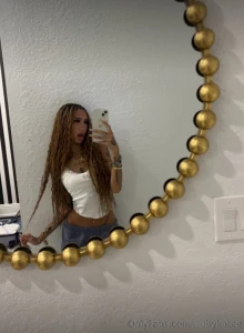 Caught a vibe in the mirror and couldn t keep it to myself should i