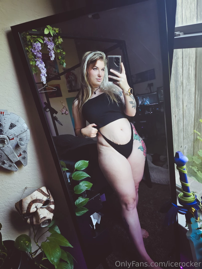Taking a liking to being in front of my mirror more part 3 