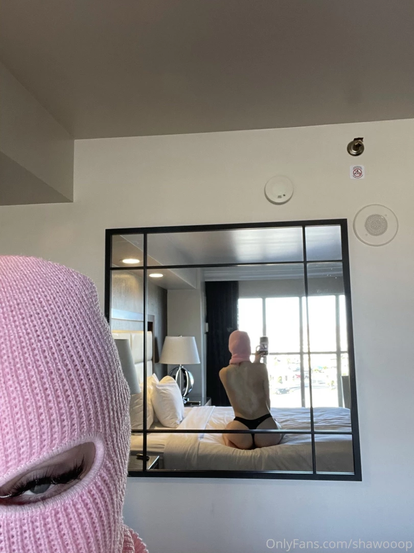 The fan is back again this time in a hotel room for some bj anal here part 3 