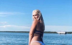 This cold is making me crave being in the water in a bikini soaking up