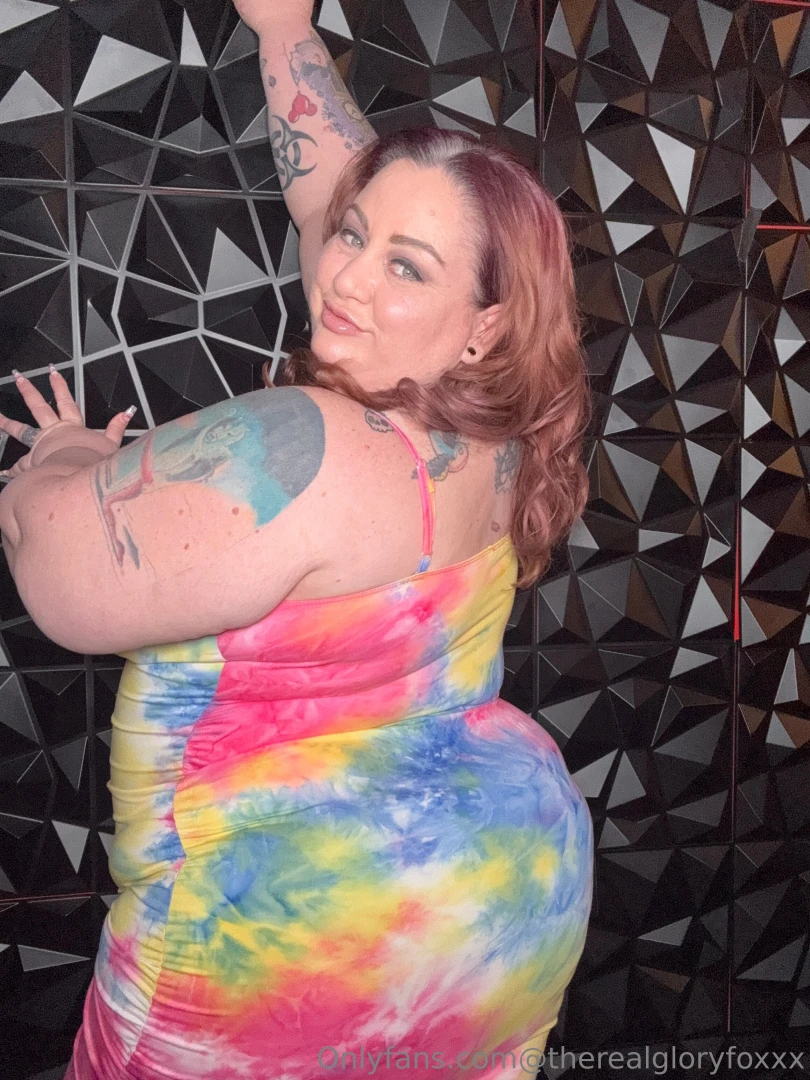 This dress clings in all the right places but don t let it fool you 