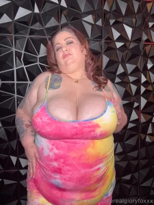 This dress clings in all the right places but don t let it fool you part 1