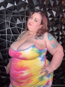 This dress clings in all the right places but don t let it fool you part 2