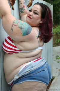 Lace barely on inhibitions already off don t just stare text me and part 4