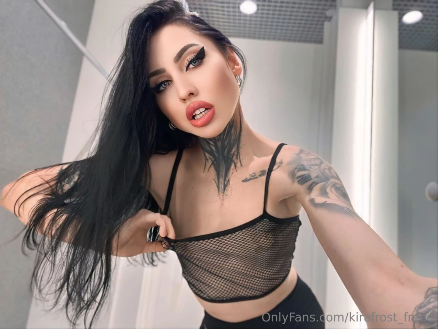 Lanaalustfree are you wondering how this beauty will spend her day she part 241 