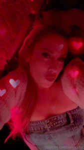 Friday from 12pm - 4pm est i will be online for lives customs video