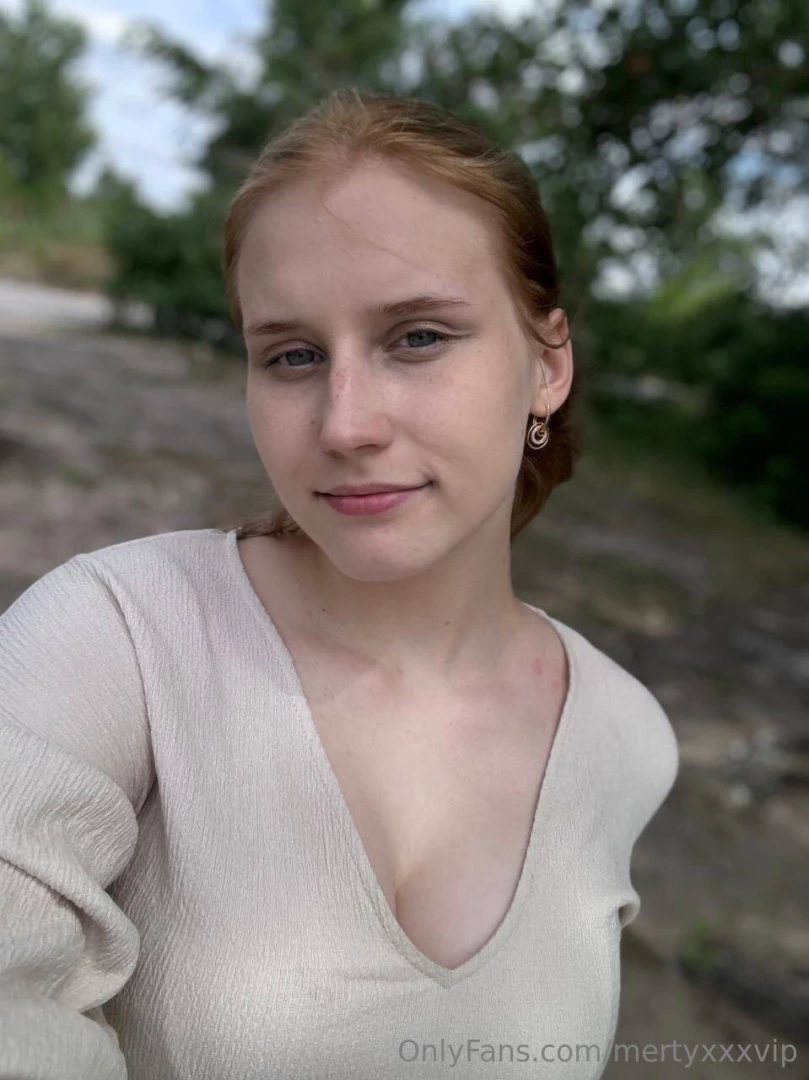 A walk with a cigarette and a fuck after a photo shoot in the bushes part 7 