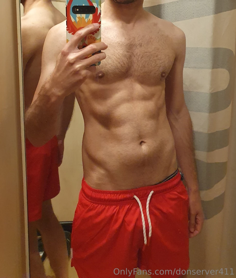 Changing booth wanna join in and help me 