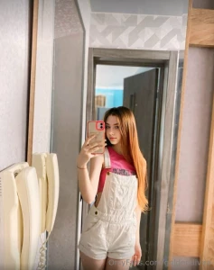 This real virgin tiny girl luisa_fire looking for his first man she part 14