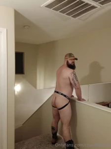 How are you studs doing this evening part 1