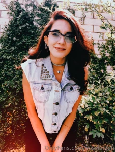 Un bonito d a send me a message