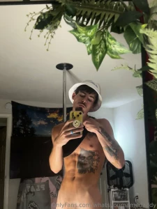 All of the solo content from today if you want to see my massive cum