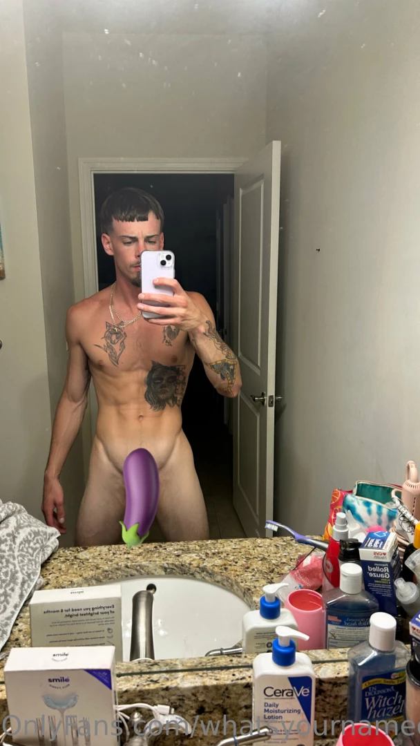 Solo mirror nudes also some videos of my body a body like mine needs 