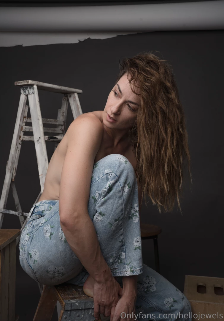 Unlock this post to open up my shirt and view the entire set from this part 1 