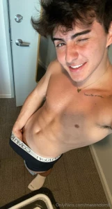 Am i your favorite dl frat bro