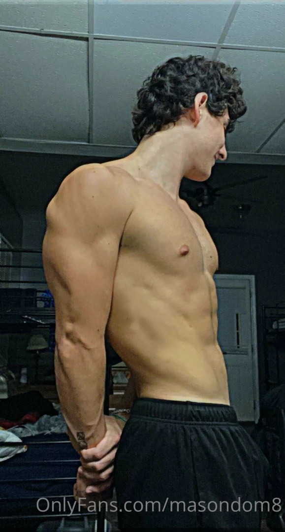 Flexin how do i look 