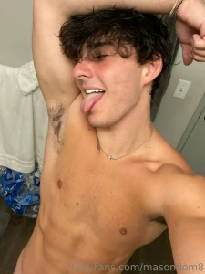 I need someone to rub my abs