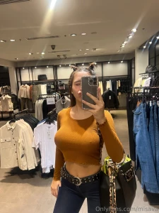 What clothes would i look great when i wear it