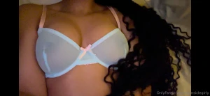 Just got this set from my throne gifter soooo cute and comfortable part 1