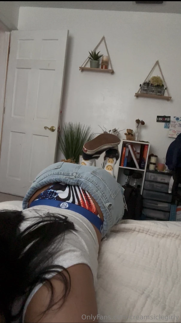 Uotd ugh i love psd underwear so much 