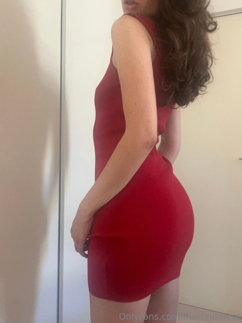 Good evening from your slut with no panties part 1 