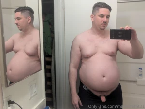 I gave myself a haircut i think the shaved sides look really shows off part 4