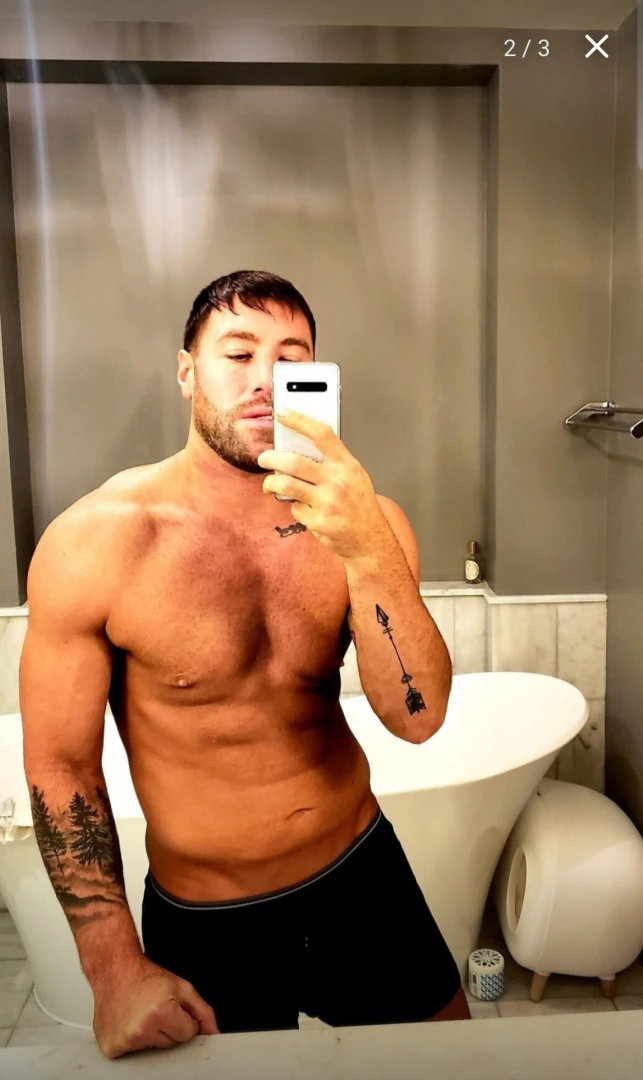 Ad hunkfromheaven im a really fun guy who is easy to talk to and is part 2 