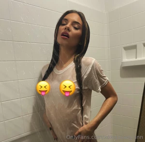 Water was kinda cold mssg me babes