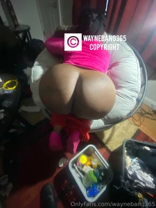 Real life big booty amateur mom wow check out the big fat bubble part 3