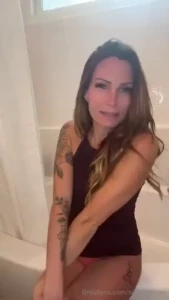 Are you curious about this kitttyy