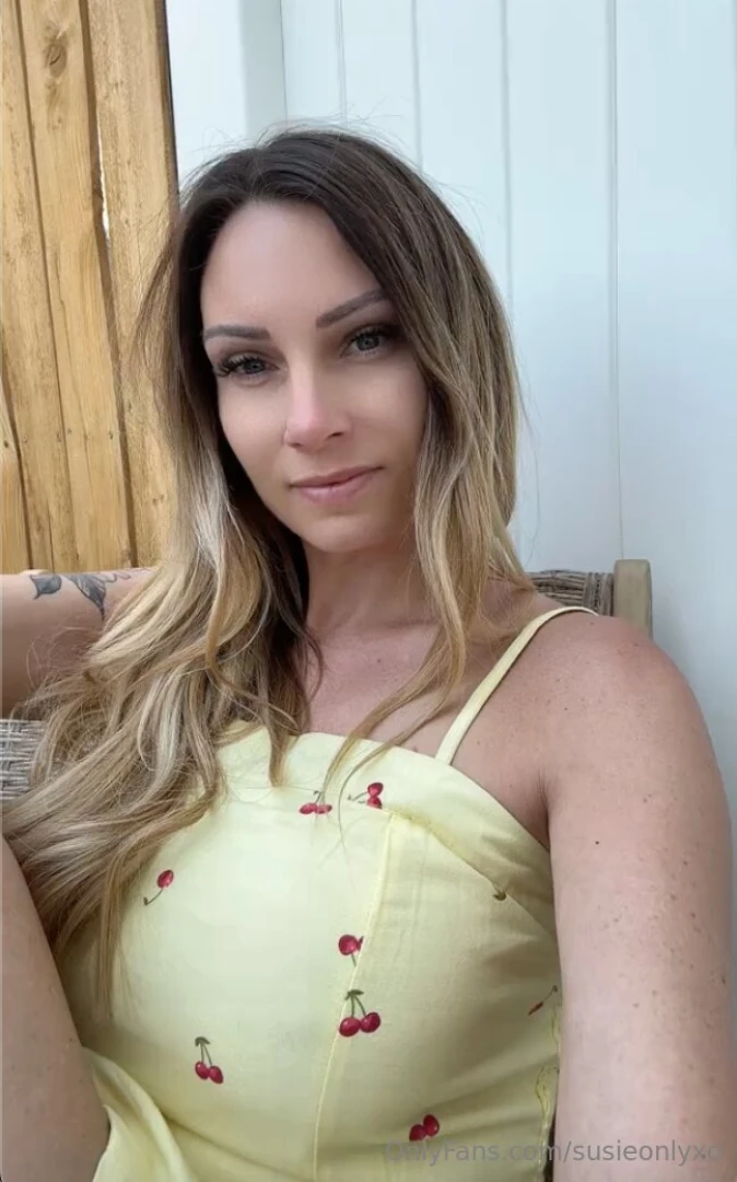 I need more summer dresses like this 