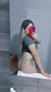 Hi baby today is my birthday do you want to see how hot i am