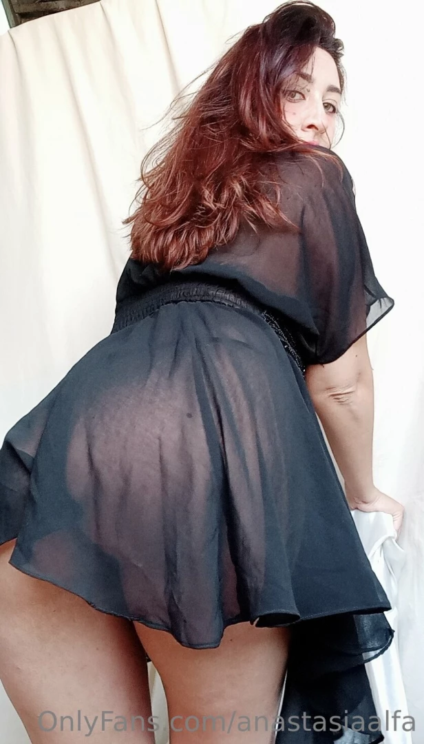 Heyyyy let s see how your cock goes crazy if you see my little pussy part 1 