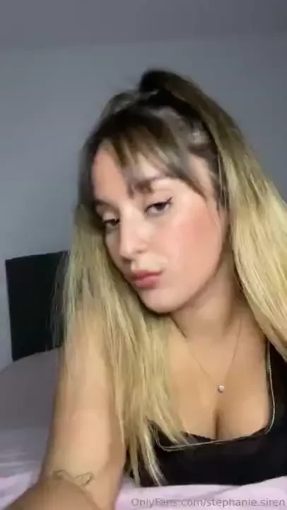 I m always feeling so playful in the morning and even more when i wake 