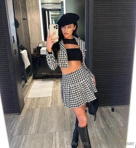 Been on vacation for a few days which is why i ve been quiet but i ll