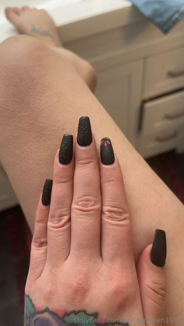 New set and they are sharp perfect for back scratches 