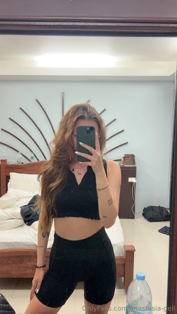 Hab viele kleine tattoos meinst du du err tst wie viele 