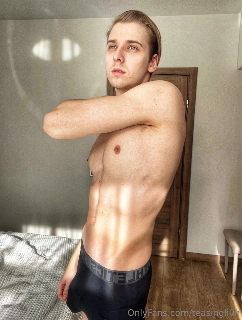 In case you havent yet be sure to check your dms i left something sexy 