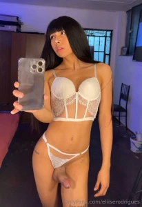 Transgirl loves spanking twerking and masturbating follow her to see