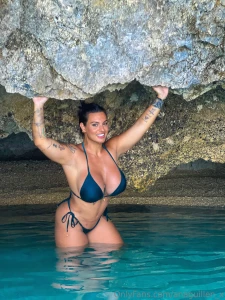 Te vienes a esta cueva conmigo