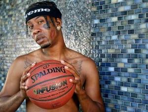 Let me know if you need my new bangerr only for the real freakkks tho