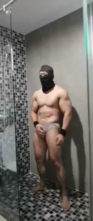 Herosub 11 rubbing shower 