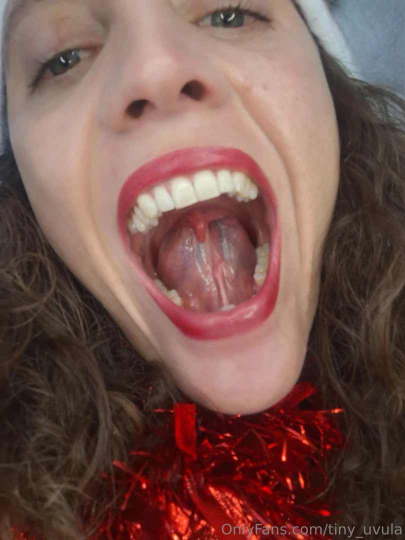 Mrs clause found a naughty elf don t tell santa clause send your 