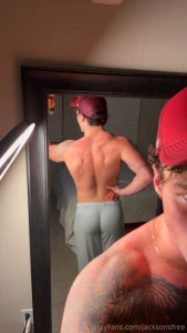 If you ain t subbed to jacksonfelt you r severely missing out on all part 2