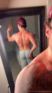 If you ain t subbed to jacksonfelt you r severely missing out on all